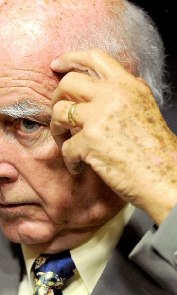 Former doubles champ Bob Hewitt pleads not guilty to rape charges